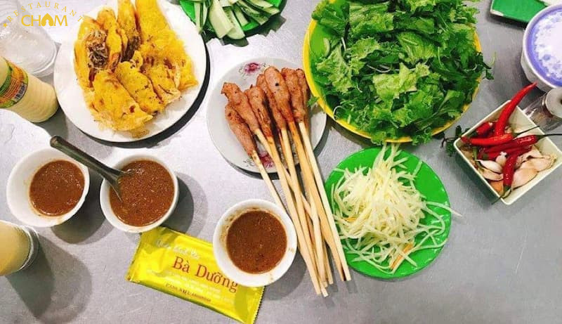 Bánh xèo Bà Dưỡng - Quán có món ăn trưa ngon Đà Nẵng