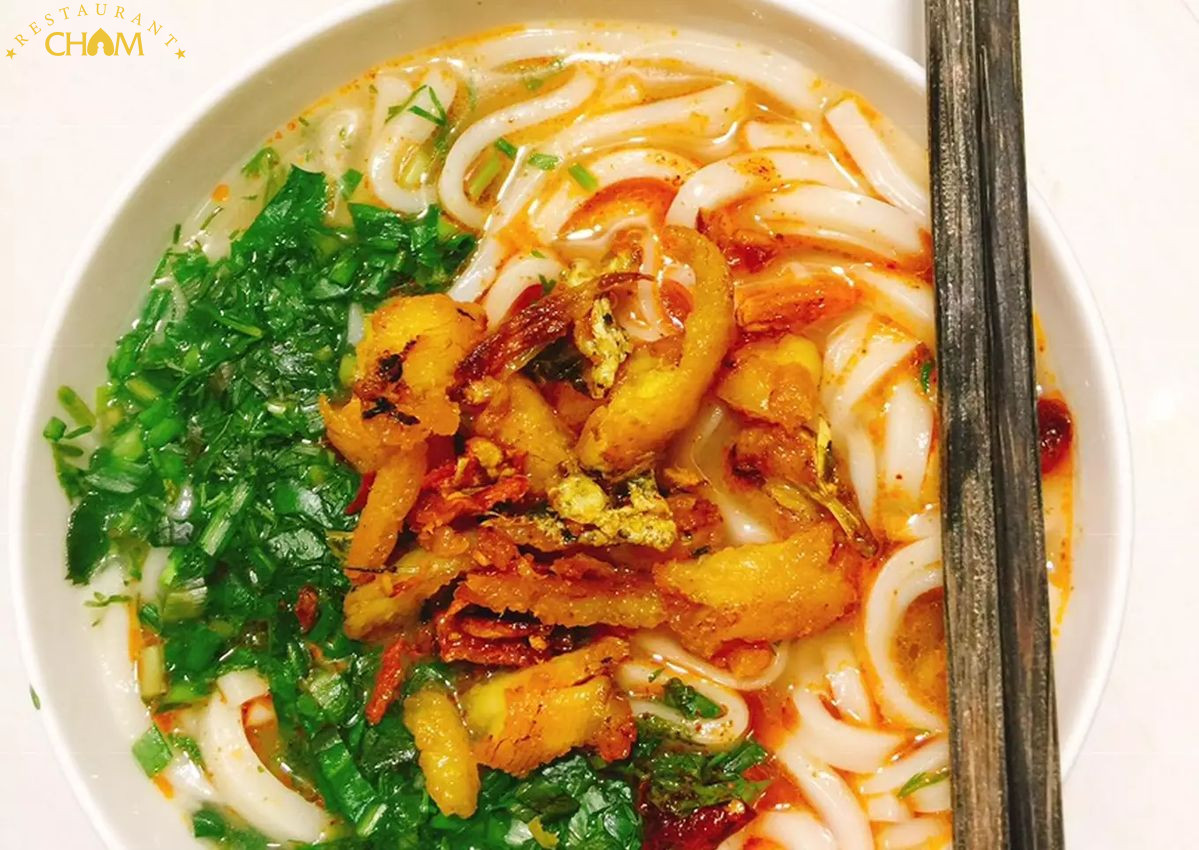 cách nấu bánh canh ngon tại nhà với cua và cá lóc